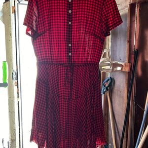 Red/black gingham dress. Size L.